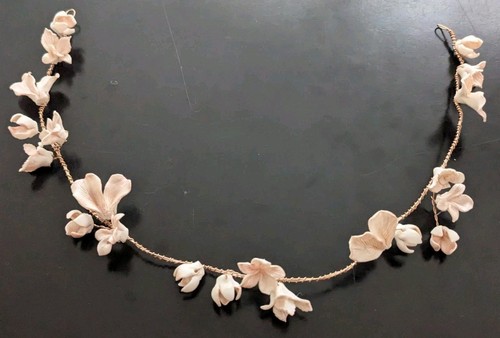 Zarter haarschmuck für die - zarter,